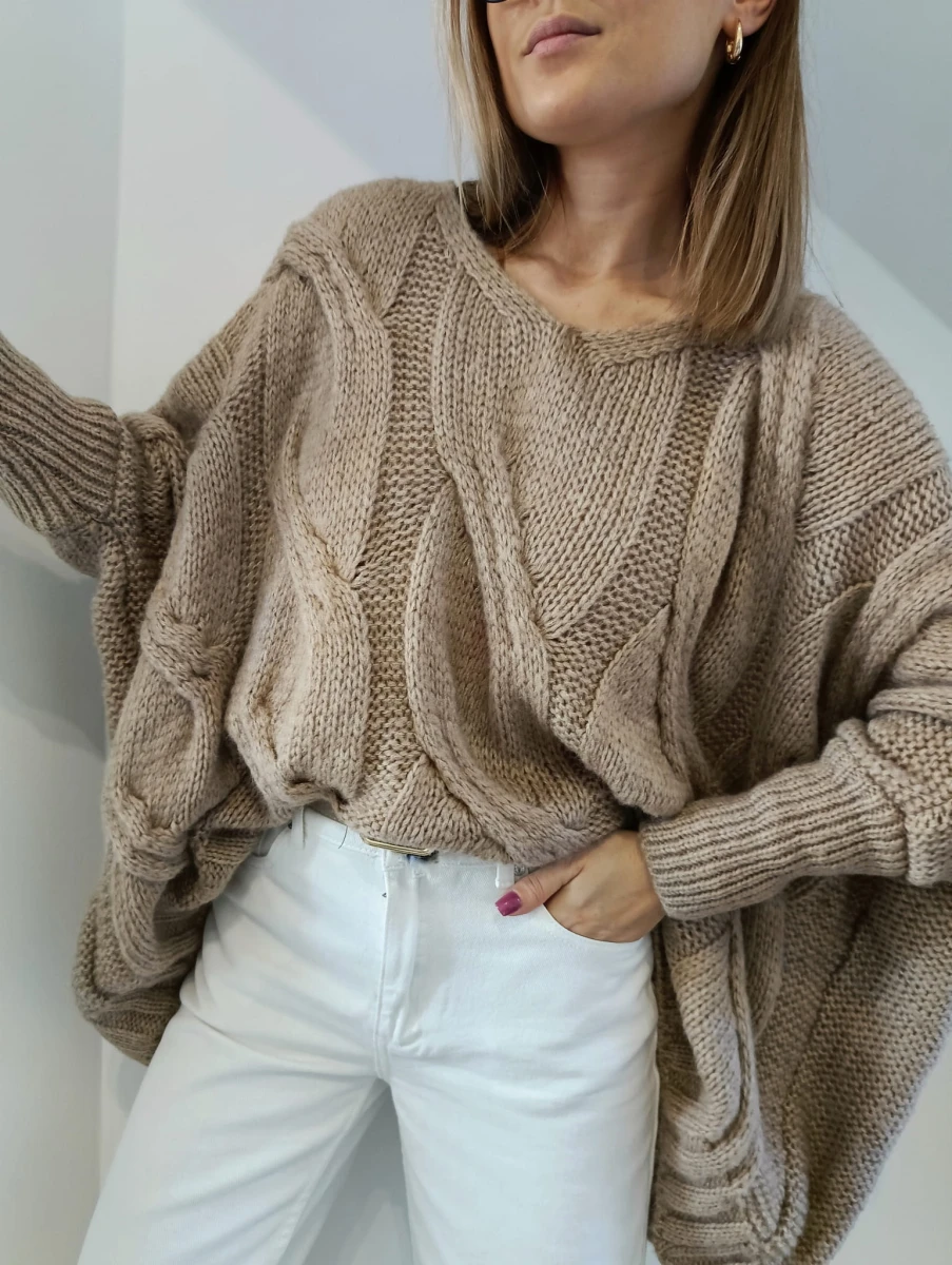 SWETER OVERSIZE CAMEL 3.jpg