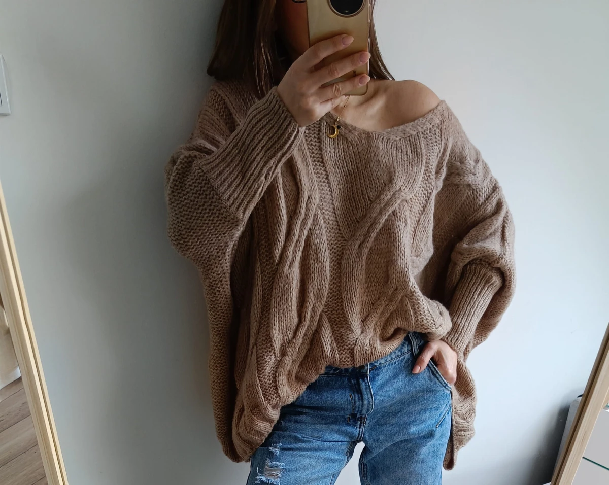 SWETER OVERSIZE CAMEL 5.jpg
