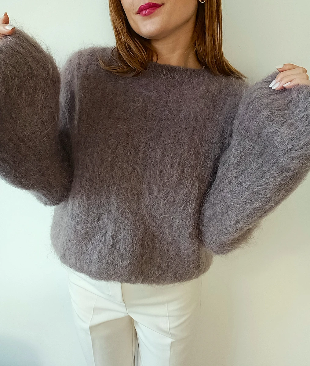 Sweter damski „Cloud Mohair ” brąz 4.jpg