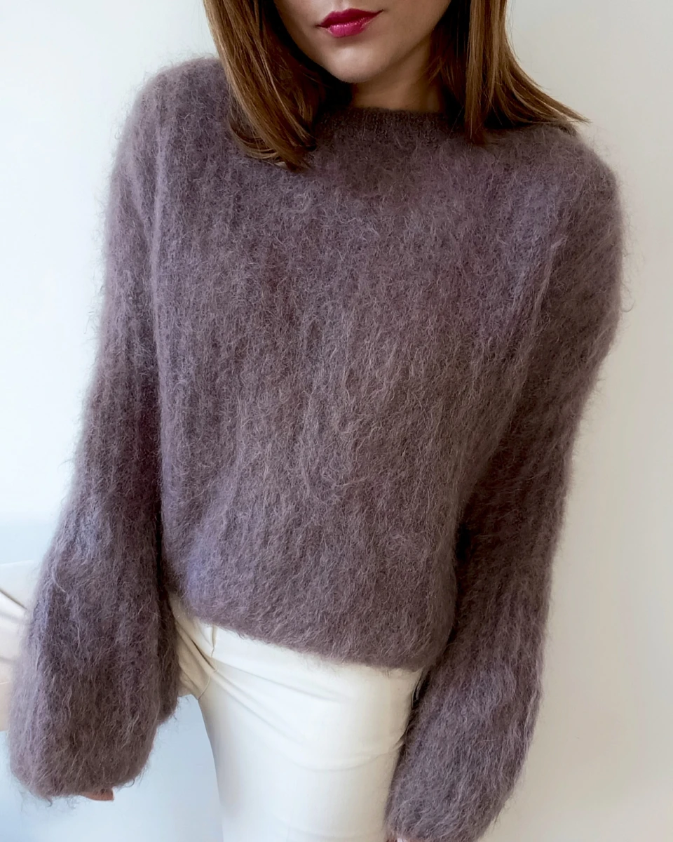 Sweter damski „Cloud Mohair ” brąz 1.jpg