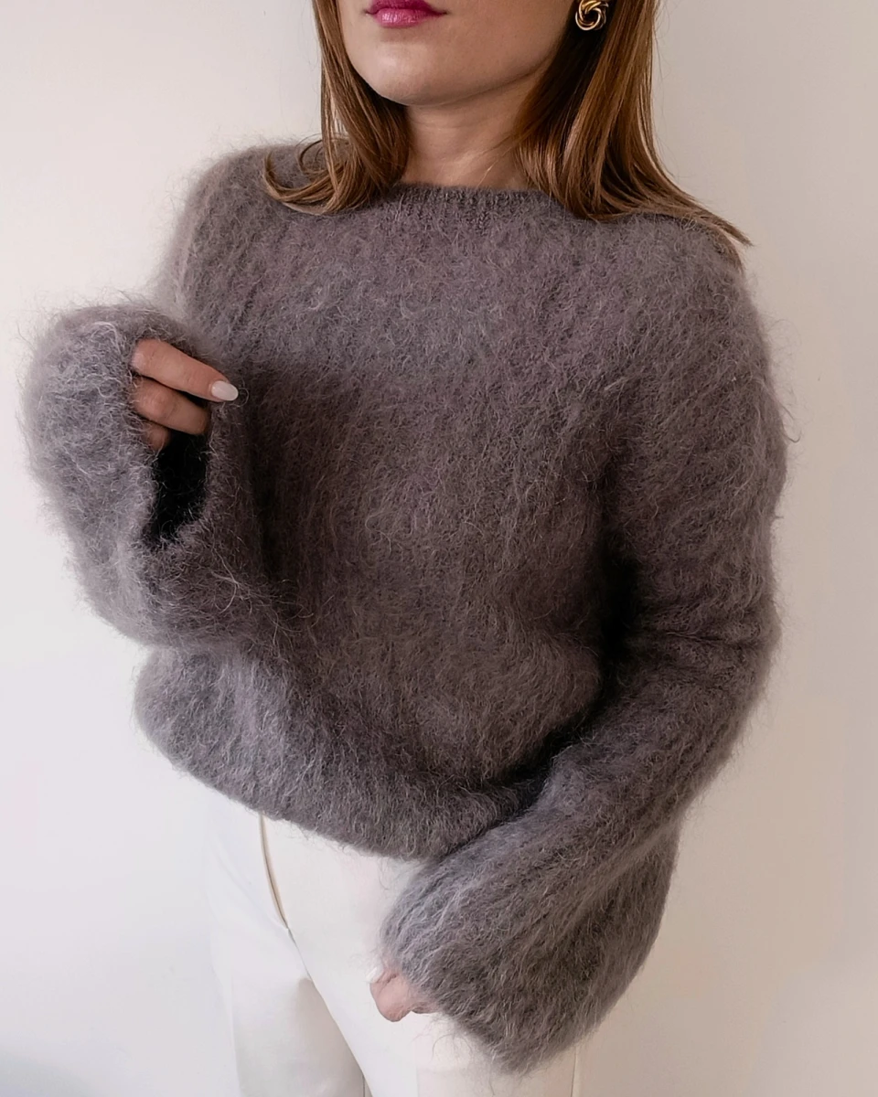 Sweter damski „Cloud Mohair ” brąz 5.jpg