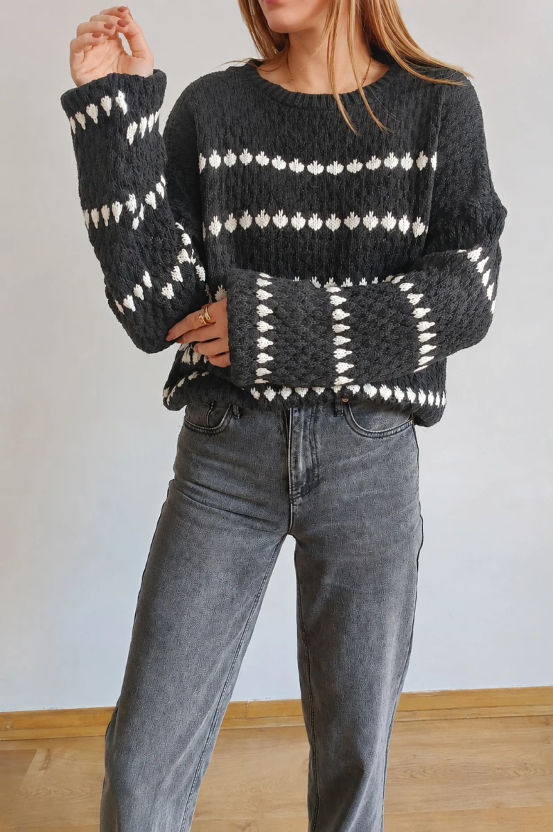 Sweter Retro Czarny 2 JPG.jpg